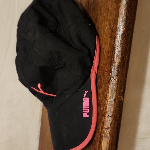 Puma hat - Picture 2 of 3